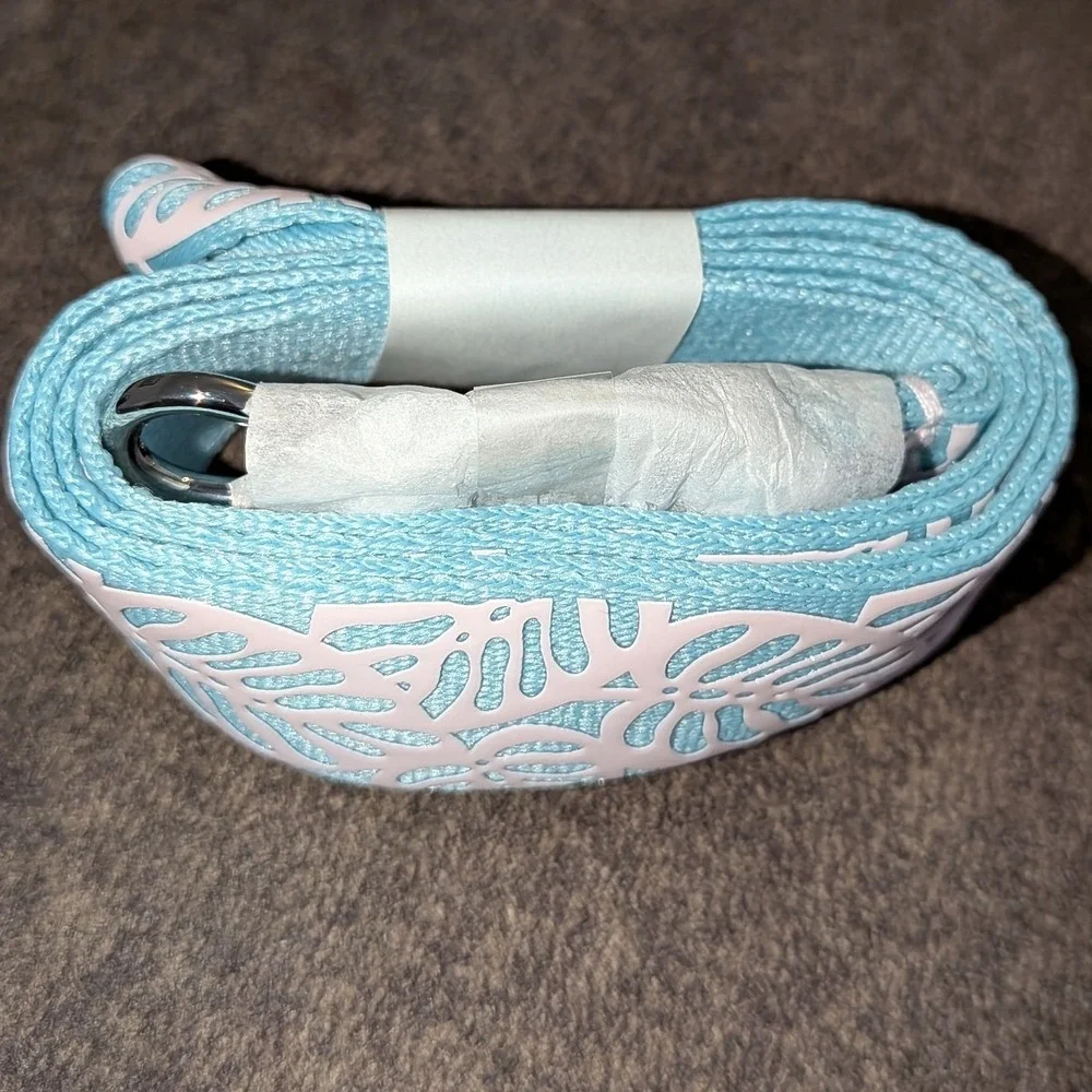 Vera Bradley Wide Lanyard Rain Forest Canopy Blue White Leaf 28110-X02 NWT